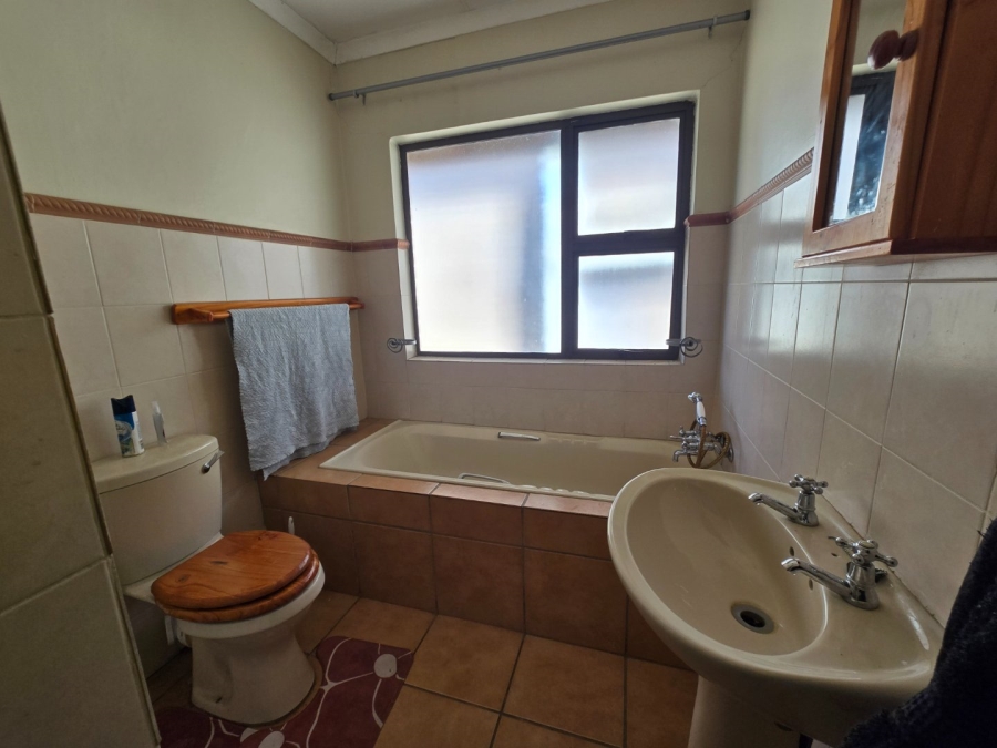 3 Bedroom Property for Sale in Heuwelsig Free State